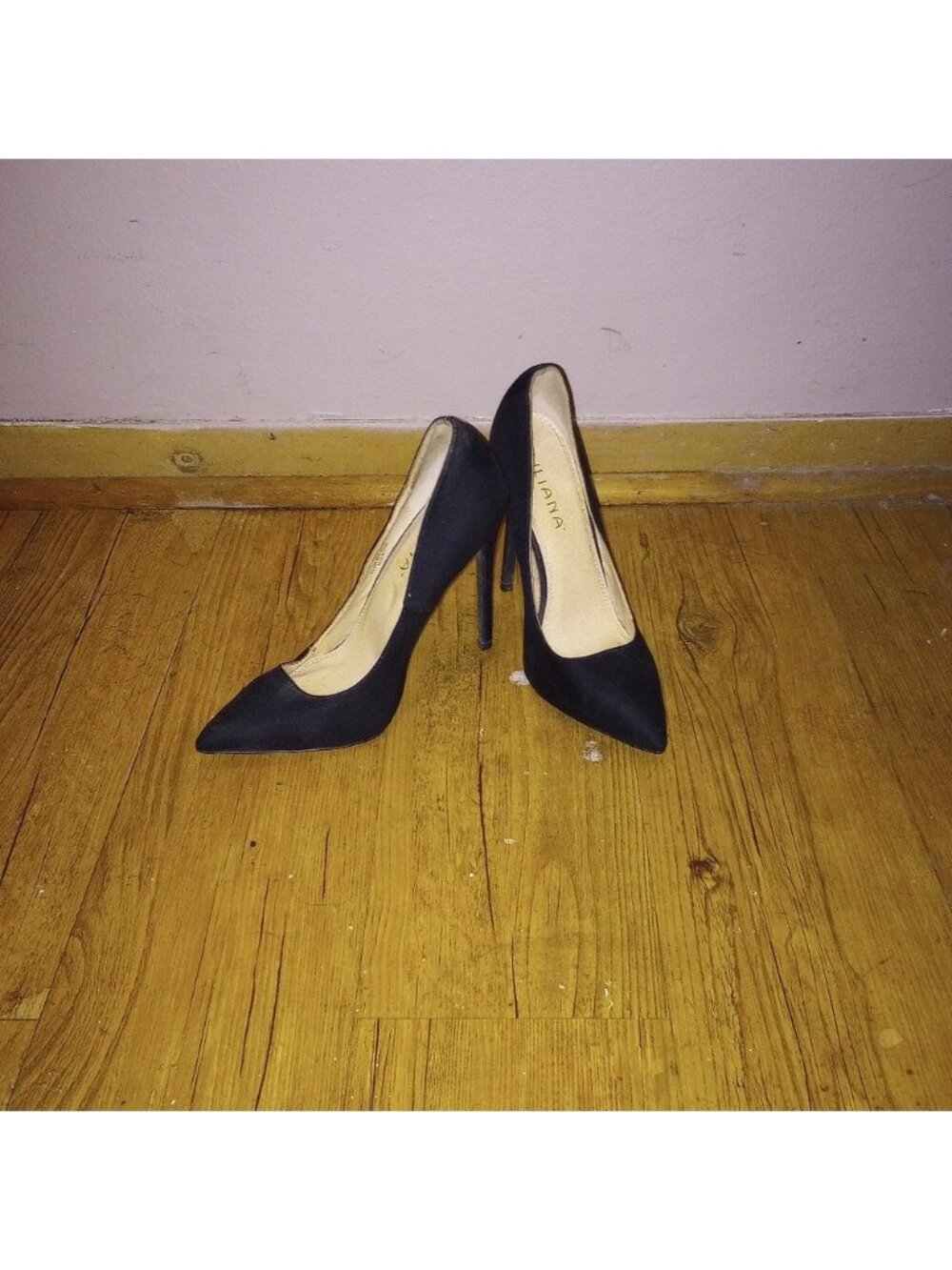 Illiana black heels